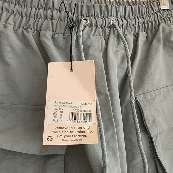 NWT Missguided Slate Nylon Straight Leg Cargo Trousers Size 14 - Picture 7 of 13